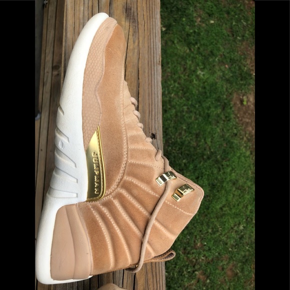 womens jordans size 9.5